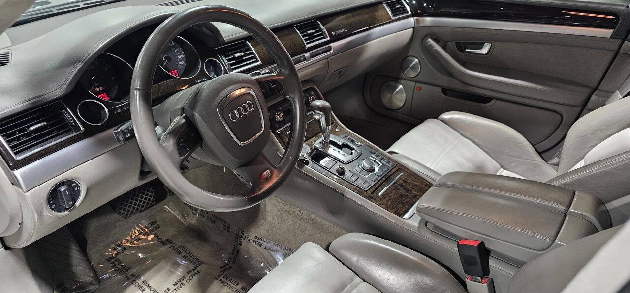 Used 2007 Audi S8 image 11