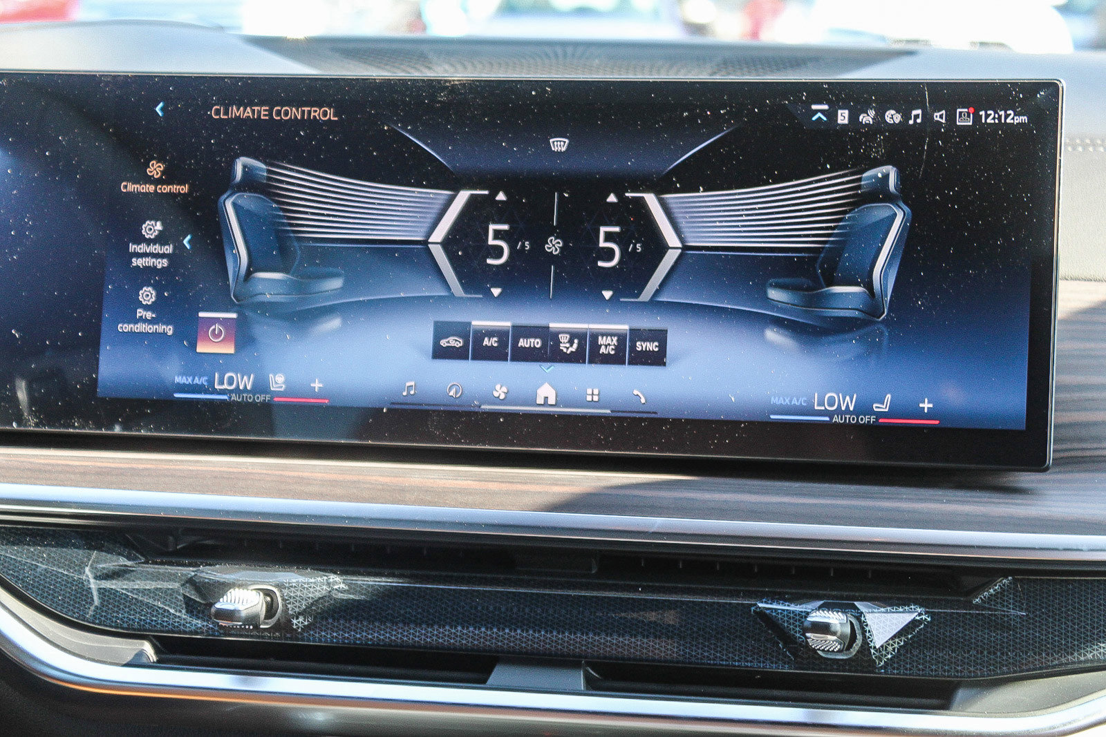 New 2026 BMW X5 xDrive40i w/ Climate Comfort Package image 14