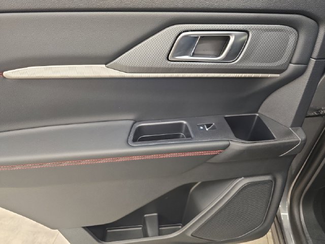 New 2026 Ford Explorer ST RWD image 26