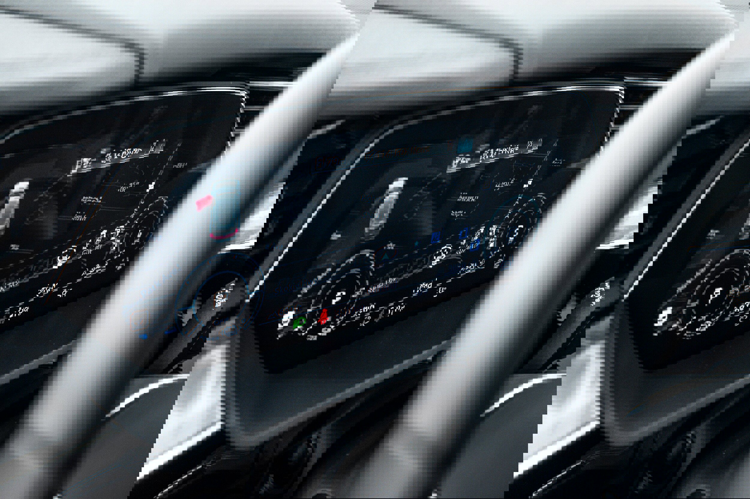 Certified 2024 Audi Q8 e-tron Premium Plus image 11