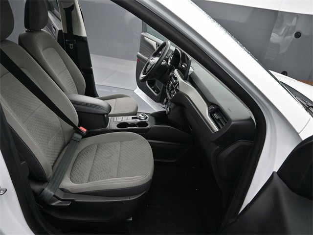 Used 2022 Ford Escape SE w/ Cold Weather Package image 18