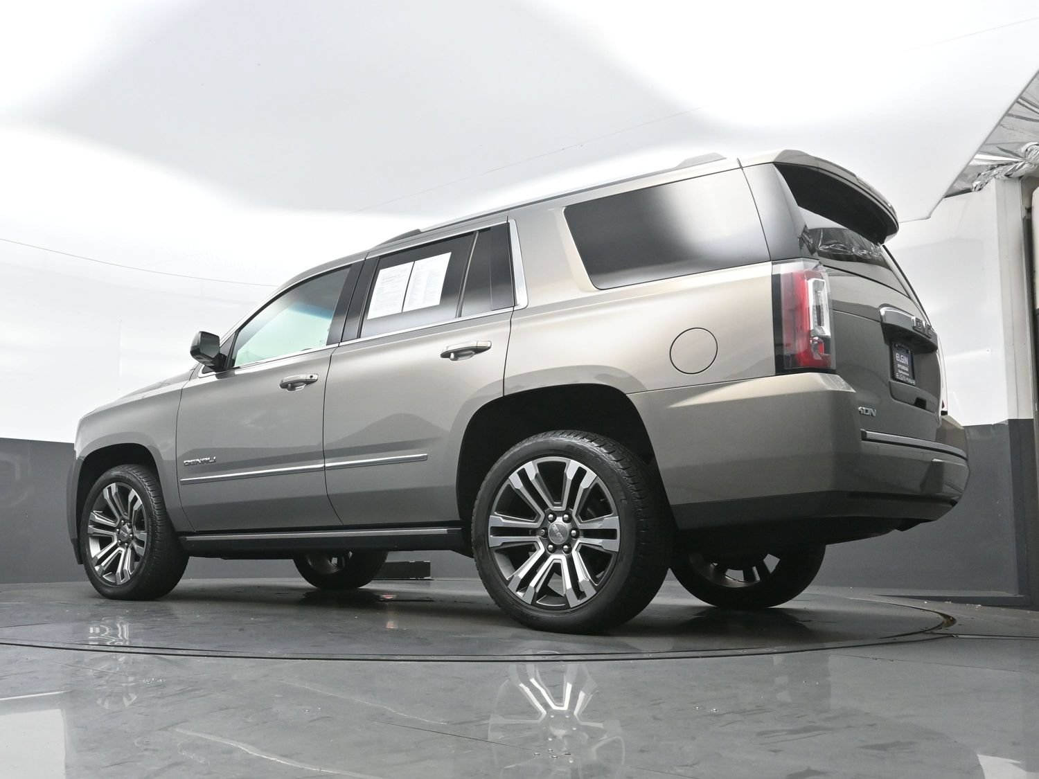 Used 2019 GMC Yukon Denali w/ Denali Ultimate Package AWD/4WD image 31