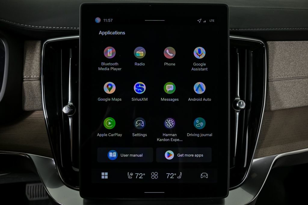 Used 2026 Volvo XC90 B6 Plus w/ Protection Package Premier image 16