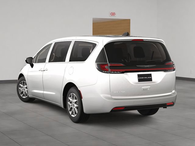 New 2024 Chrysler Pacifica Touring-L FWD image 4