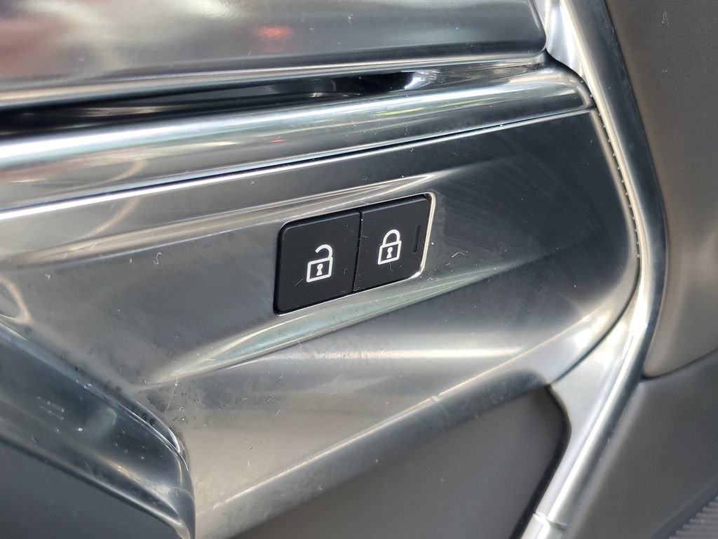 Used 2023 Land Rover Range Rover SE AWD/4WD image 12