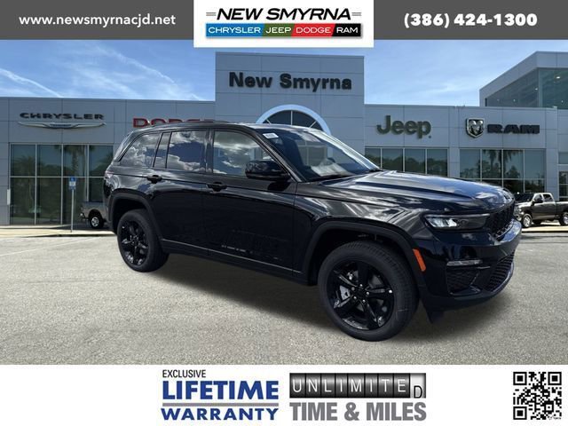 New 2025 Jeep Grand Cherokee Limited w/ Black Appearance Package image 1