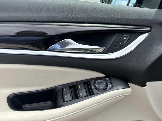 Used 2023 Buick Enclave Essence FWD image 19