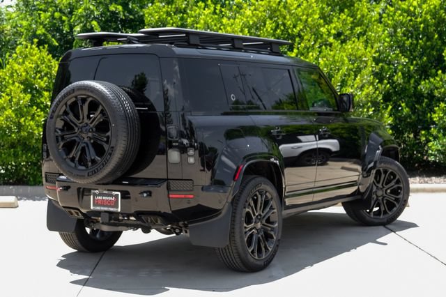 New 2026 Land Rover Defender 110 OCTA AWD/4WD image 9