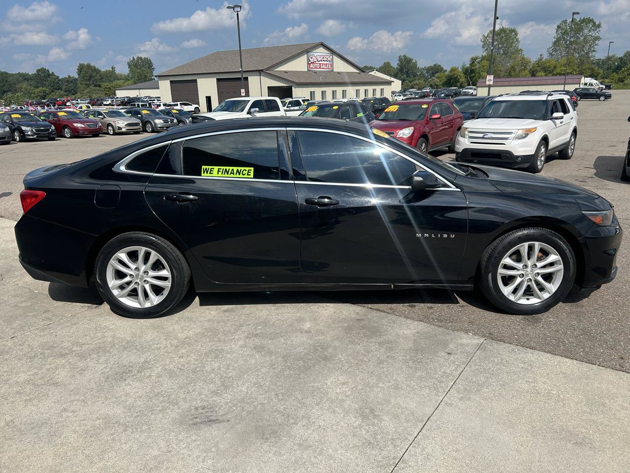 Used 2016 Chevrolet Malibu LT FWD image 4
