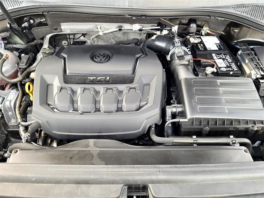 Used 2024 Volkswagen Tiguan SE image 35