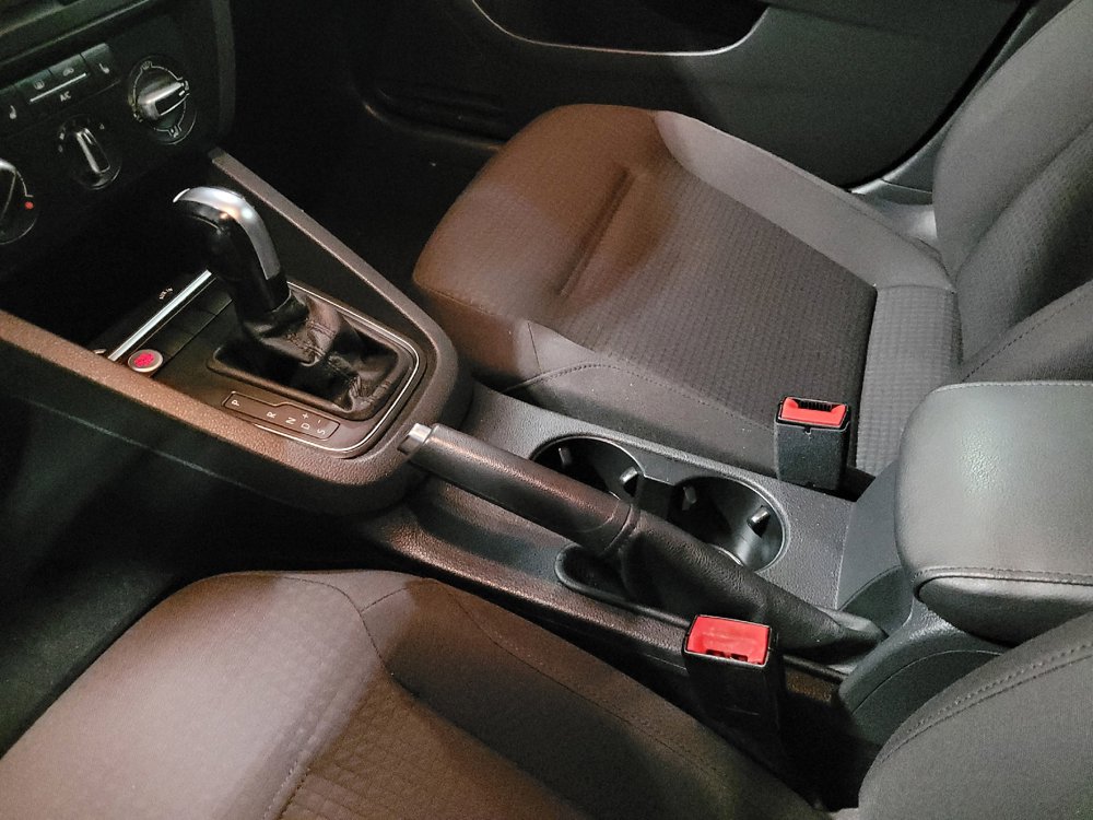 Used 2015 Volkswagen Jetta SE FWD image 26