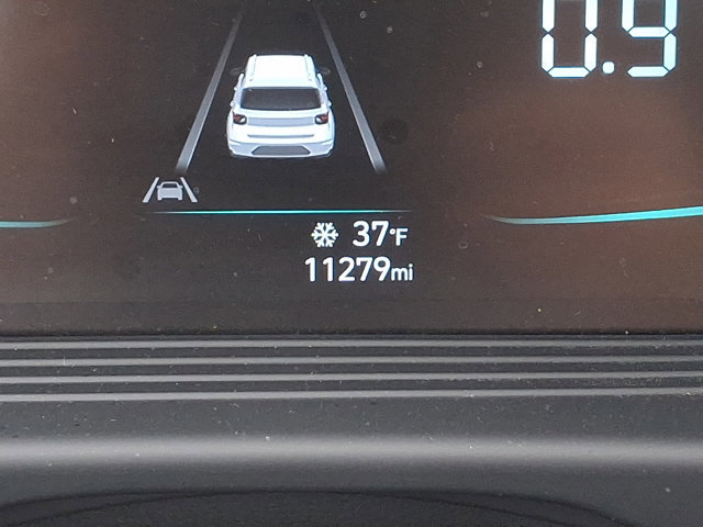 Used 2023 Hyundai Venue SEL image 20