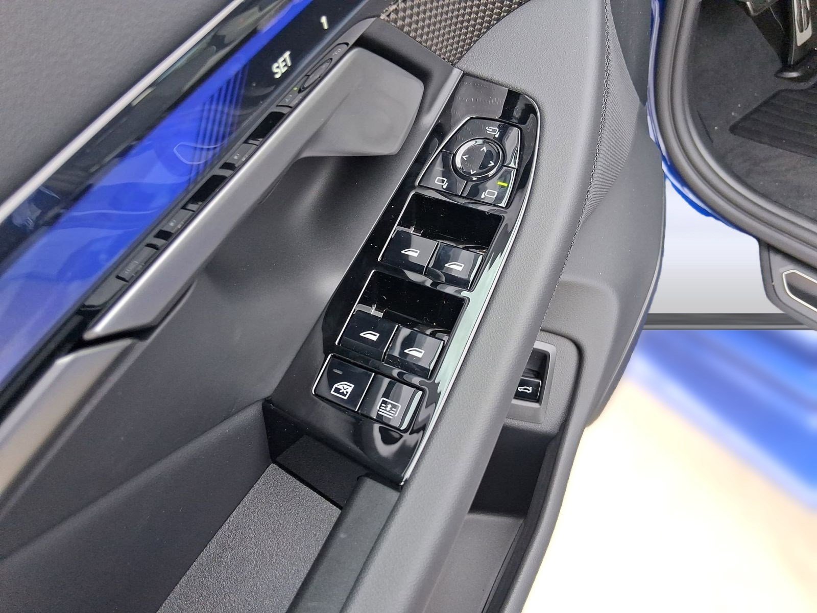 New 2026 BMW M5 w/ Executive Package AWD/4WD image 20