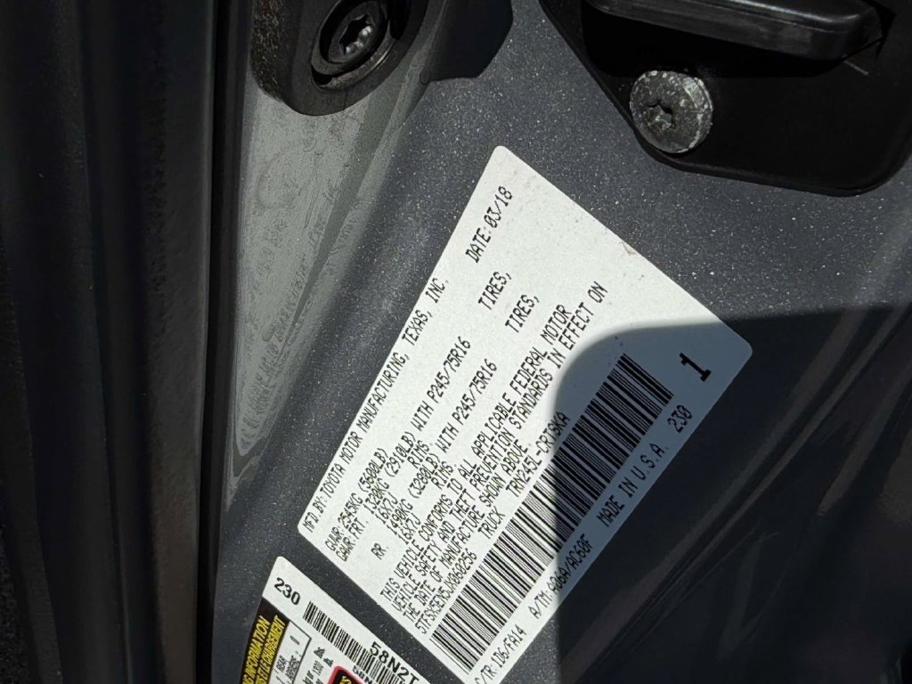 Used 2018 Toyota Tacoma SR AWD/4WD image 25