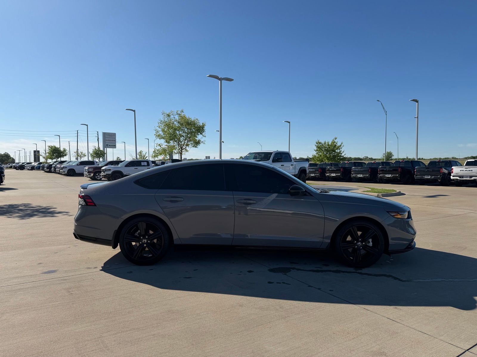 Used 2024 Honda Accord Sport image 7