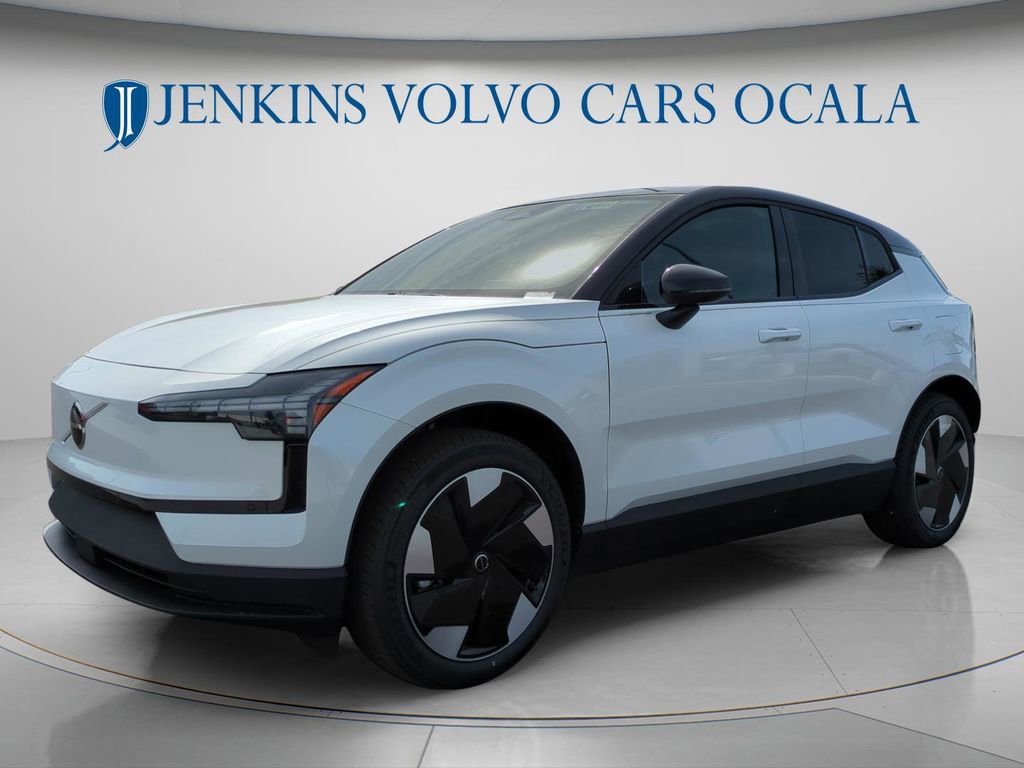 New 2026 Volvo EX30 Plus w/ Climate Package RWD image 7