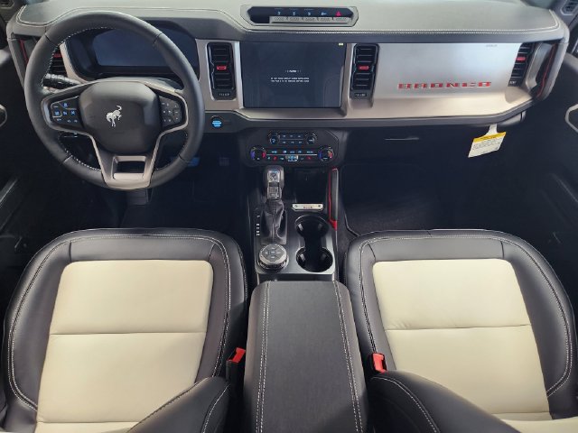 New 2026 Ford Bronco Outer Banks w/ Sasquatch Package AWD/4WD image 26