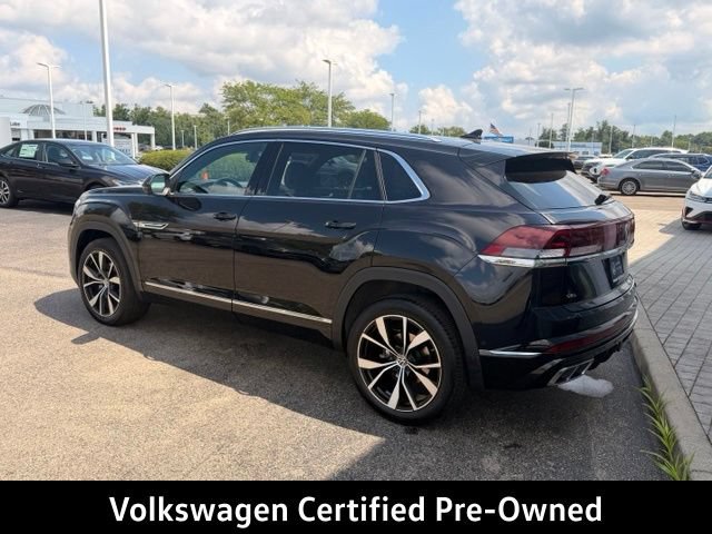 Certified 2024 Volkswagen Atlas Cross Sport SEL Premium R-Line AWD/4WD image 2