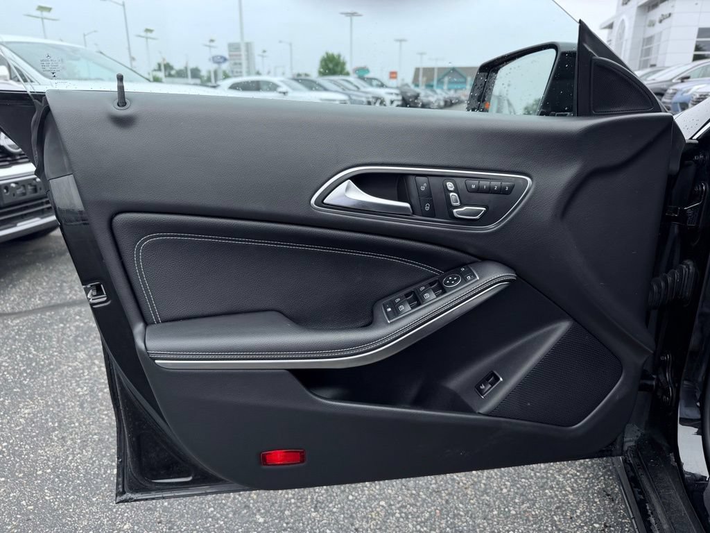 Used 2018 Mercedes-Benz CLA 250 4MATIC image 10