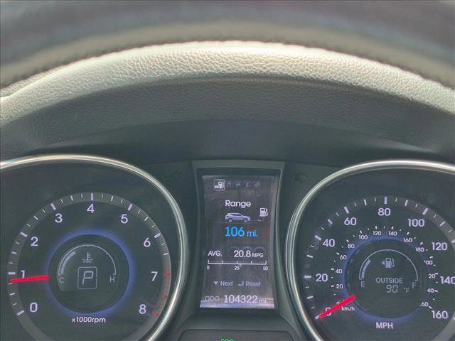 Used 2013 Hyundai Santa Fe Sport 2.0T w/ Technology Pkg FWD image 2