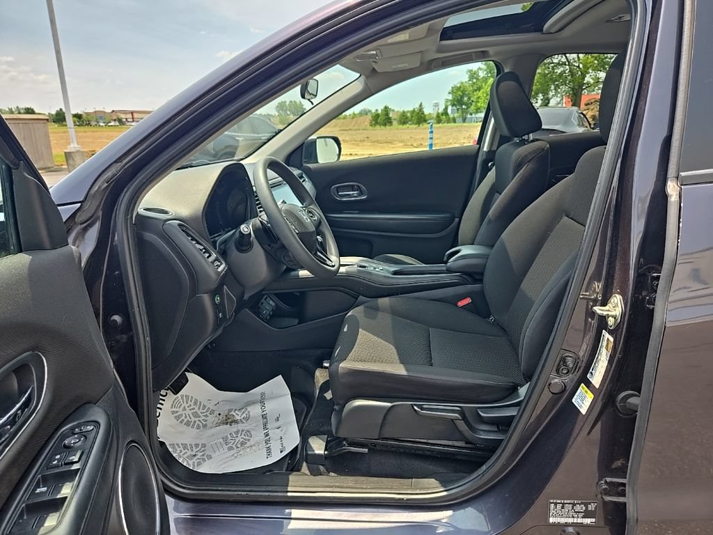 Used 2016 Honda HR-V EX image 31