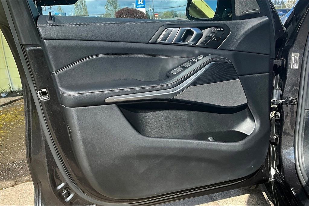 Used 2020 BMW X7 xDrive40i image 22