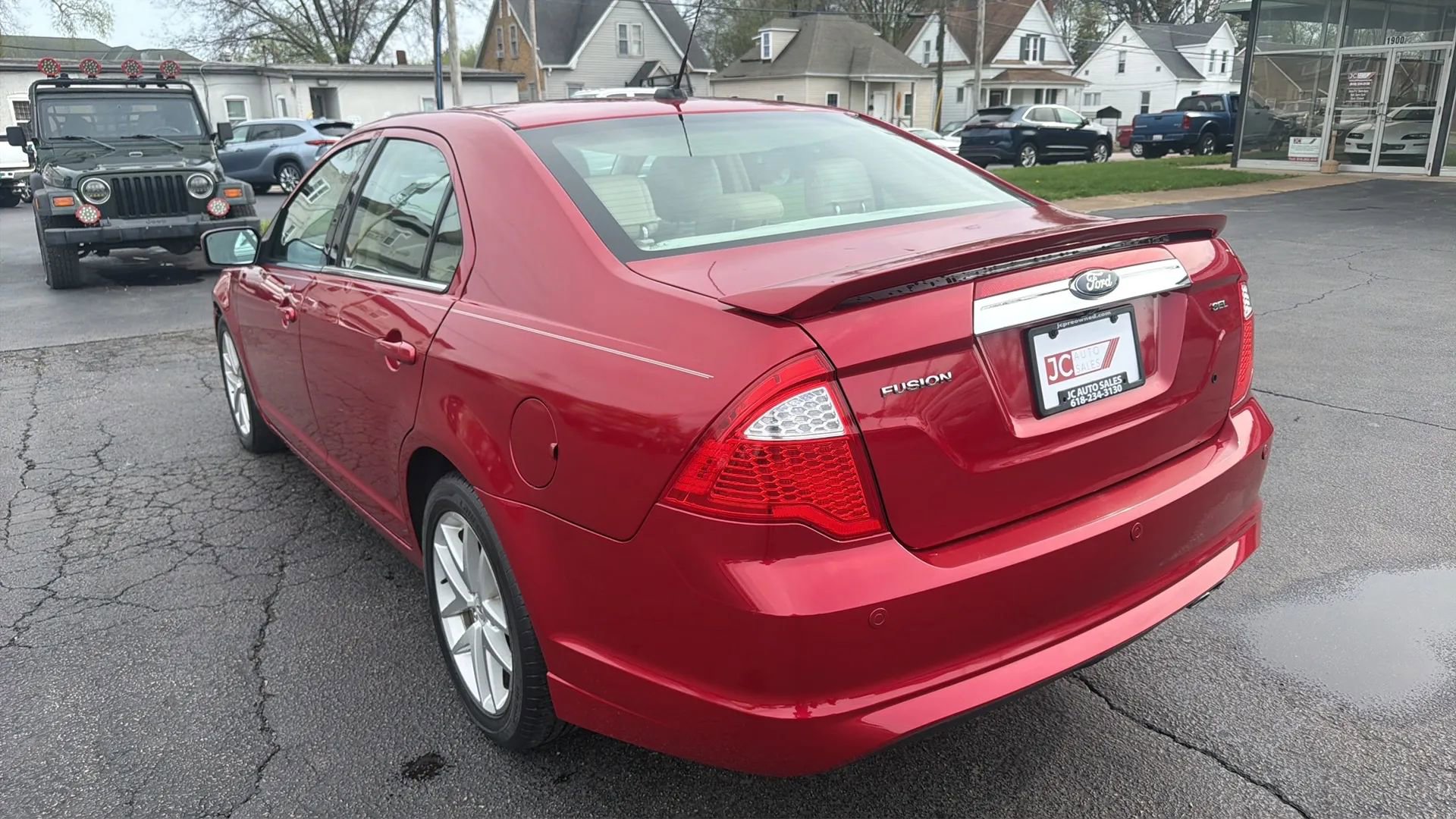 Used 2012 Ford Fusion SEL image 7