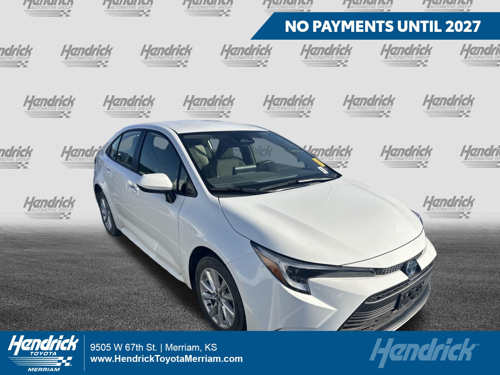 Used 2024 Toyota Corolla LE w/ LE Convenience Package FWD image 1