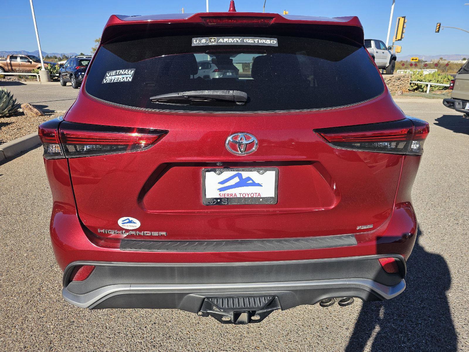 Used 2021 Toyota Highlander XSE image 6