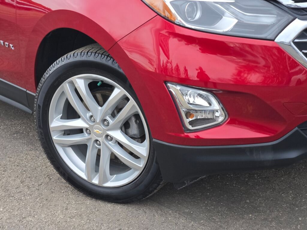 Used 2019 Chevrolet Equinox Premier image 3