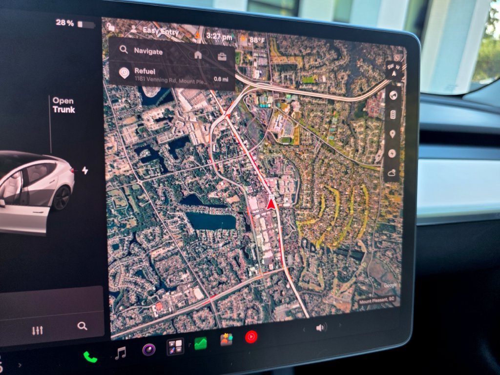 Used 2021 Tesla Model 3 Long Range AWD/4WD image 18