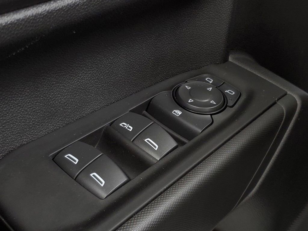 Used 2025 Chevrolet Silverado 1500 W/T w/ WT Value Package image 28