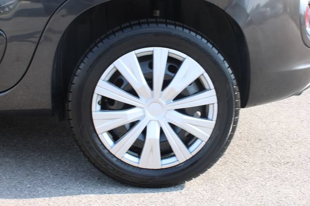 Used 2014 FIAT 500L Pop FWD image 30