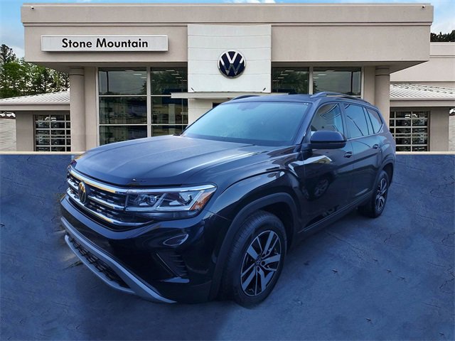 Certified 2023 Volkswagen Atlas SE image 1