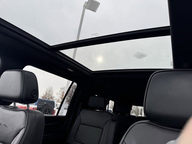 Used 2023 GMC Yukon XL Denali w/ LPO, Floor Liner Package image 25