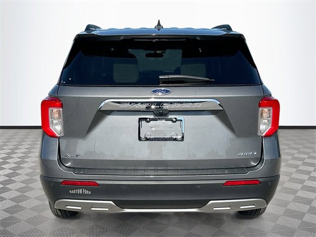 Used 2023 Ford Explorer XLT w/ Equipment Group 202A image 6