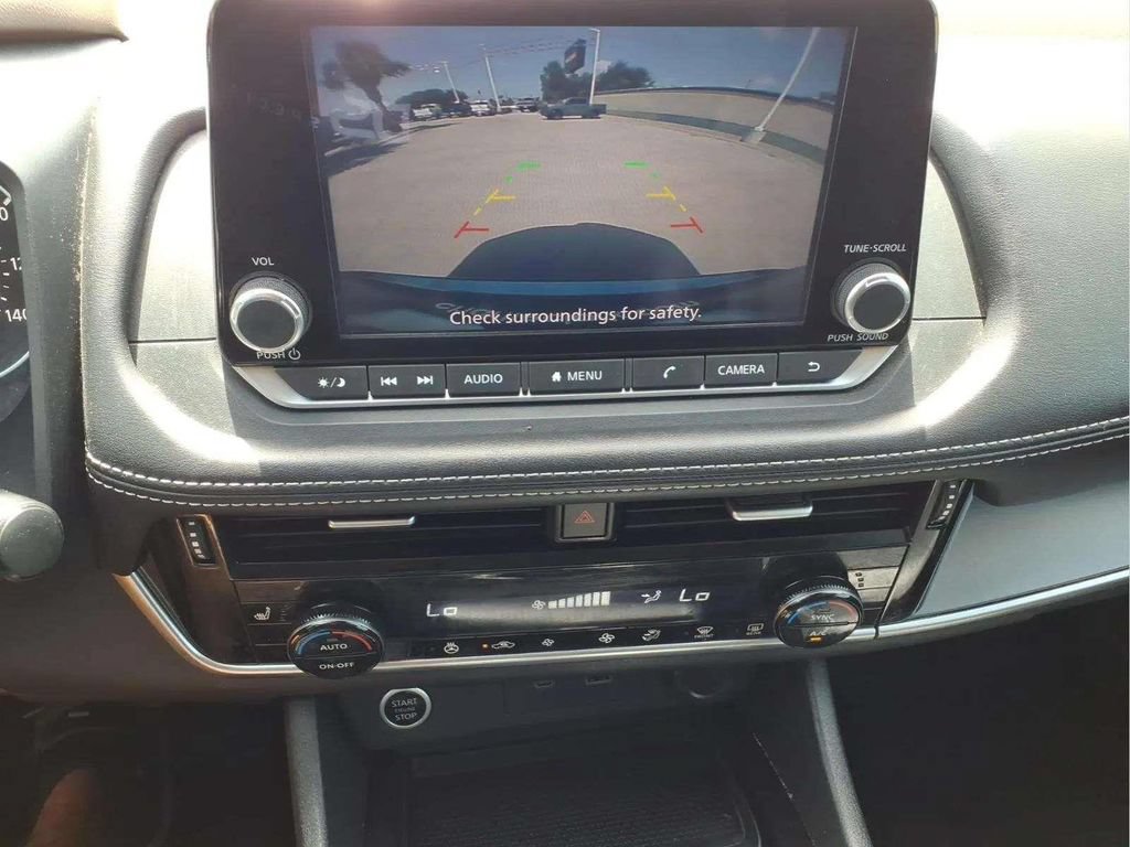 Used 2022 Nissan Rogue SV w/ SV Premium Package FWD image 16