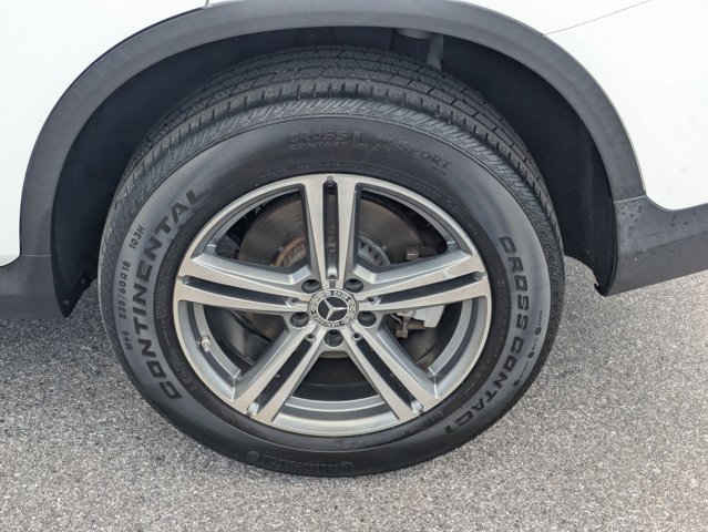 Used 2020 Mercedes-Benz GLC 300 4MATIC image 25