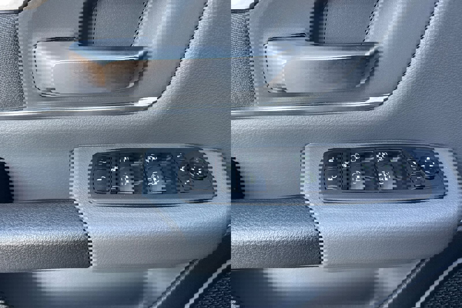 Used 2021 RAM 1500 Big Horn image 12