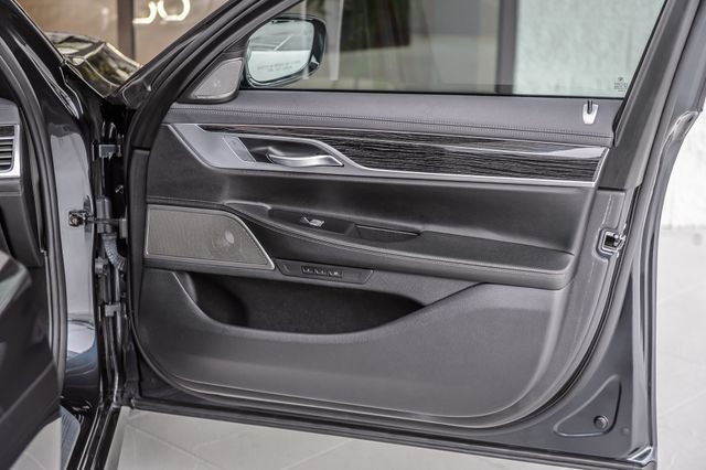 Used 2019 BMW 740i w/ M Sport Package RWD image 58