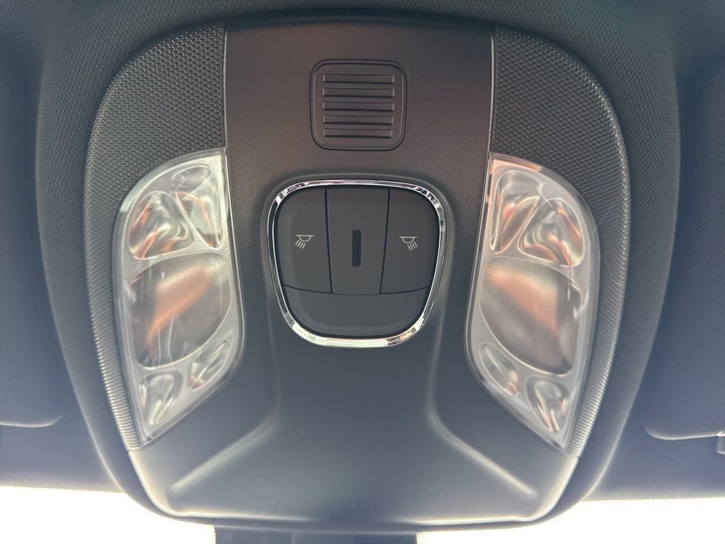 New 2026 Jeep Compass Latitude AWD/4WD image 21