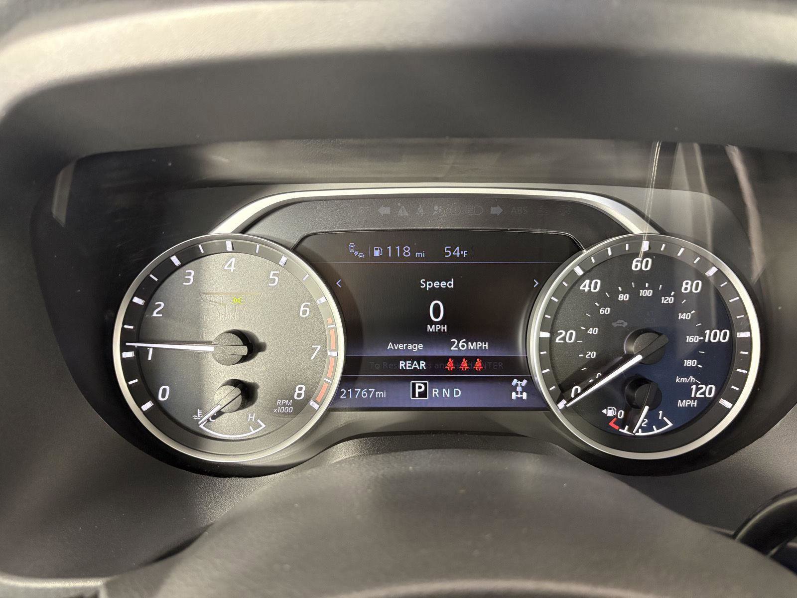 Used 2024 Nissan Titan SV w/ SV Convenience Package image 35