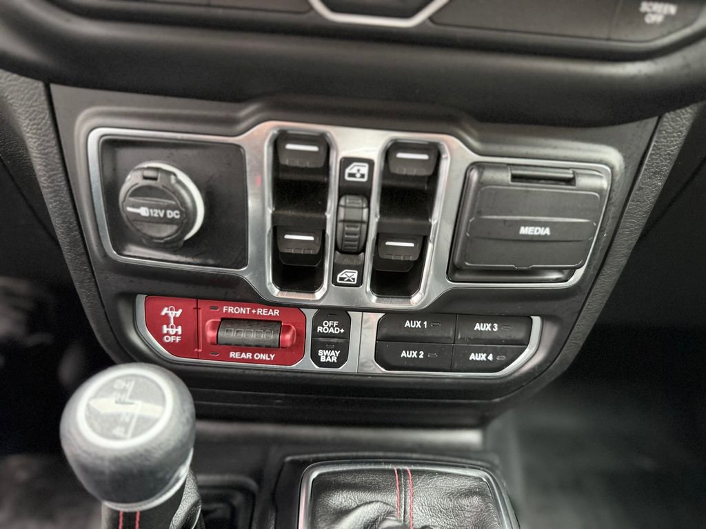 Used 2022 Jeep Wrangler Unlimited Rubicon w/ Steel Bumper Group image 24