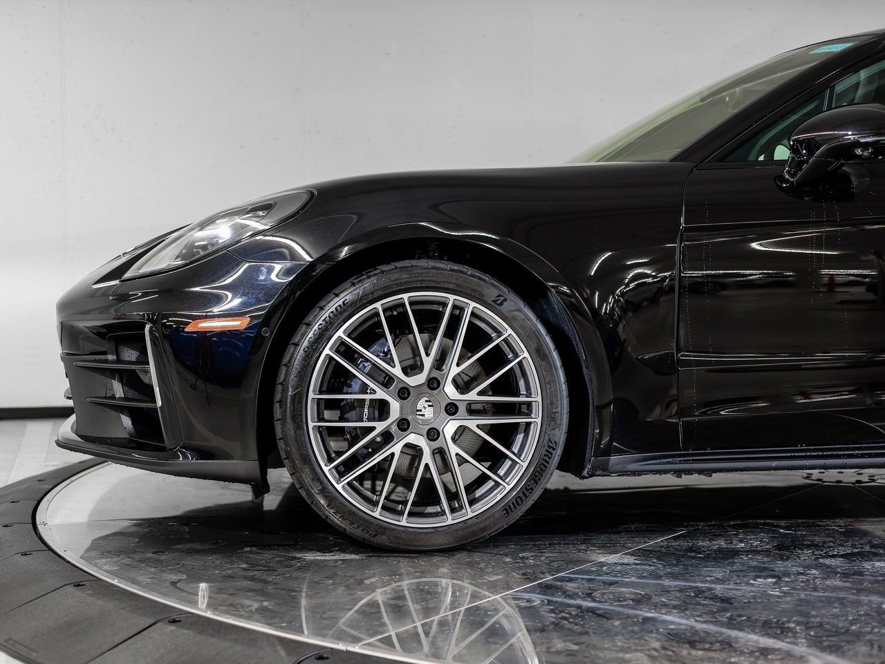 New 2026 Porsche Panamera image 11