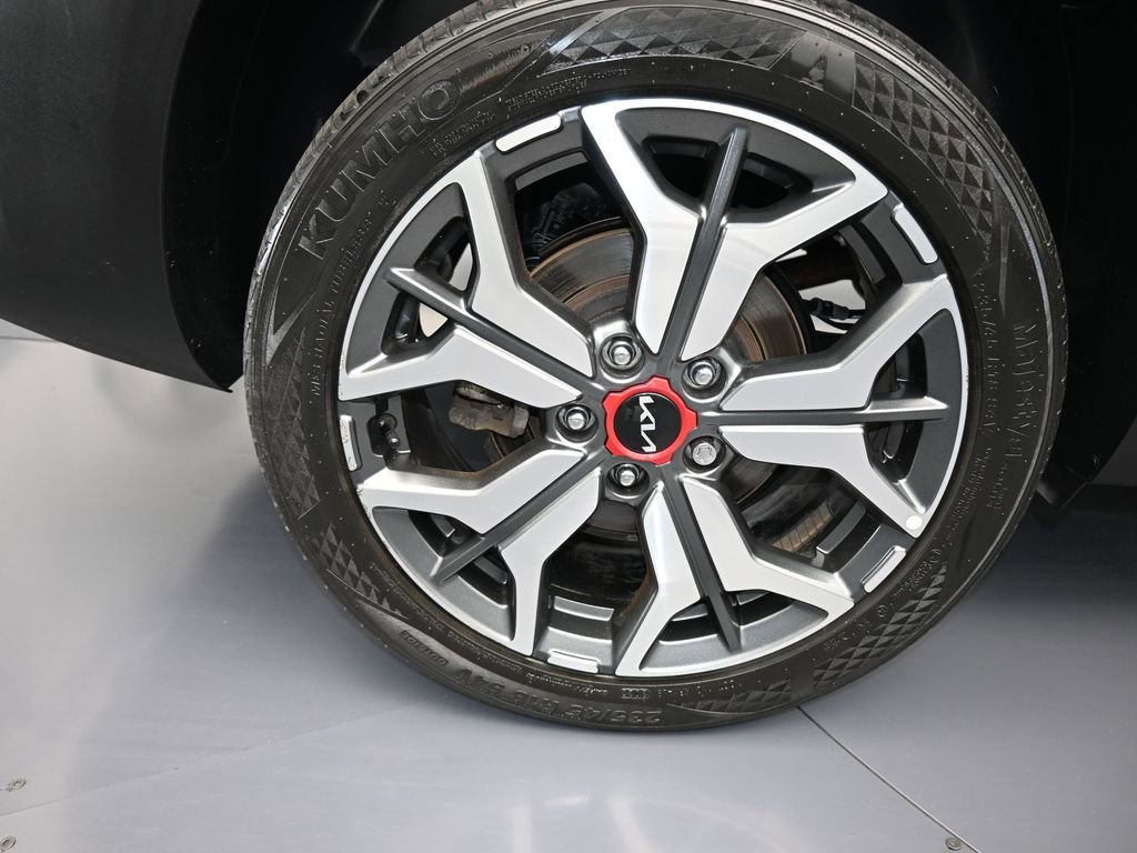 Used 2023 Kia Seltos SX image 40