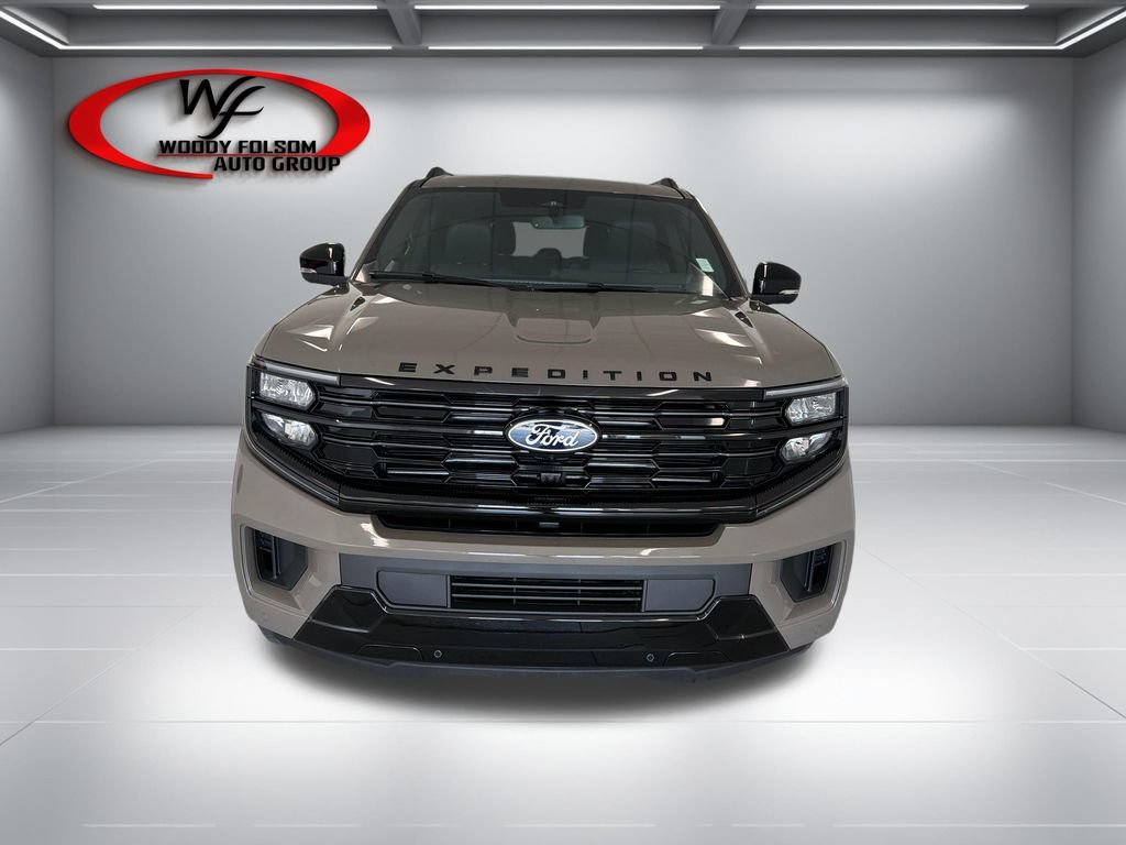 New 2027 Ford Expedition Platinum w/ Stealth Performance Package AWD/4WD image 2