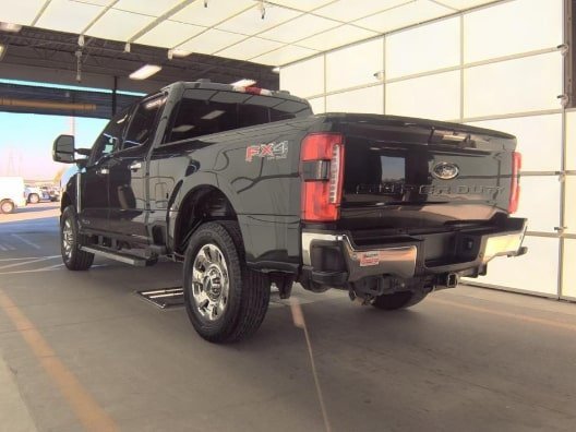 Used 2024 Ford F250 Lariat w/ Chrome Package image 8
