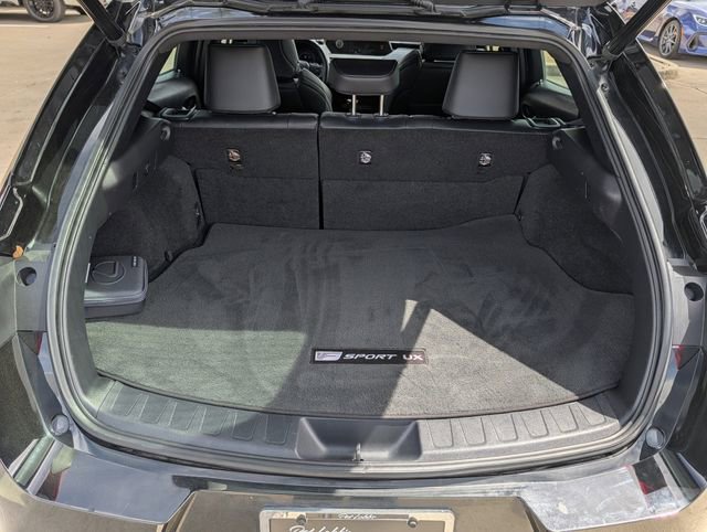 Used 2022 Lexus UX 250h F Sport w/ F Sport Premium Package image 31