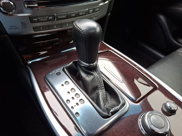 Used 2016 INFINITI Q70 3.7 image 15