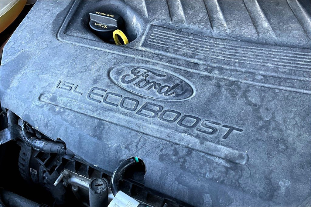 Used 2017 Ford Escape SE w/ Equipment Group 201A AWD/4WD image 32